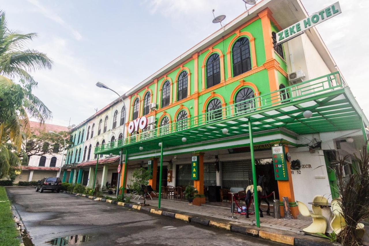 Batam Vaccinated Staff - Oyo 1771 Zeke Hotel מראה חיצוני תמונה