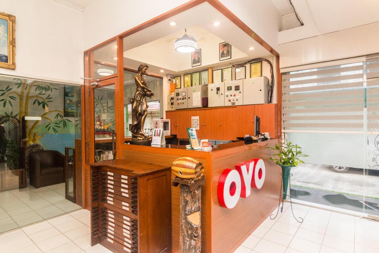 Batam Vaccinated Staff - Oyo 1771 Zeke Hotel מראה חיצוני תמונה